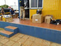 Picos/PI: PRF apreende carga com aproximadamente 4.300 produtos importados ilegalmente