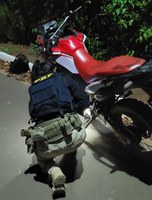 PRF recupera motocicleta roubada em Cristino Castro (PI)