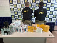 PRF apreende carga ilegal de celulares avaliada em mais de R$ 114 mil, em Floriano (PI)