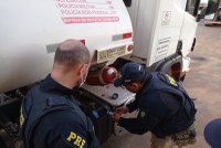 PRF no Piauí  realiza operação para enfrentamento a poluição ambiental e autua 13 caminhoneiros por crime ambiental