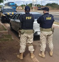 Veículo com registro de apropriação indébita é recuperado pela PRF na BR 316, em Picos (PI)
