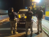 PRF prende homem por porte ilegal de arma de fogo em Picos (PI)