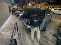 Veículo roubado há mais de 5 anos em Parnamirim (RN) é recuperado pela PRF em Teresina (PI)