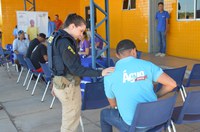 PRF promove 'Comando de Saúde' para Caminhoneiros em Piripiri (PI); evento ocorre durante toda a manhã de hoje