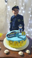 Com direito à festa temática, menino recebe visita especial da PRF em seu aniversário de 6 anos