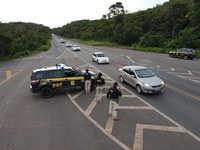 Dia do Piauí 2023: PRF no Piauí intensifica fiscalizações nas rodovias durante o feriado prolongado