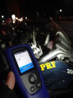 Homem é preso pela PRF, em Barão do Grajaú (PI), por embriaguez ao volante