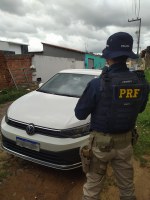 PRF no Piauí recupera veículo 24 horas após o roubo em Vitória (ES)