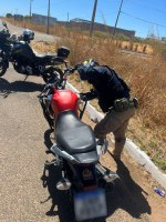 PRF apreende motocicleta adulterada na BR-230 em Oeiras/PI