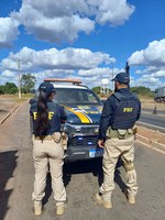 Condutor com mandado por homicídio é preso pela PRF durante fiscalização em Picos