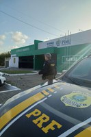 PRF flagra condutor embriagado e sem habilitação durante fiscalização em Parnaíba