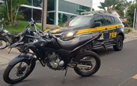 PRF recupera motocicleta roubada e identifica adulteração durante diligências no Piauí