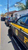 PRF recupera dois veículos roubados durante fiscalizações na BR-343 em Parnaíba (PI)