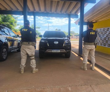 Veículo foi identificado como adulterado durante abordagem na BR-316.