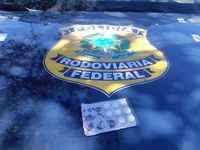 Em Picos/PI: PRF autua caminhoneiro por estar portando anfetaminas para consumo na BR 316