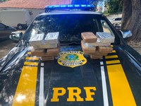 Em Altos/PI: PRF apreende na BR 343 Pasta Base de Cocaína avaliada em mais de R$ 1,7 Milhão