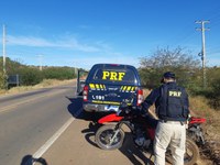 Em Picos/PI: Mulher acusada de Receptação e Uso de Documento Falso é presa pela PRF na BR 407