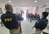 Em Palmeira, PRF realiza palestra educativa com o intuito de orientar futuros habilitados