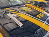 PRF autua caminhoneiro por estar portando anfetaminas para consumo