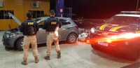Em Piripiri/PI: PRF recupera veículo na BR 343 no mesmo dia em que ele foi tomado da proprietária e dupla é presa acusada de Receptação
