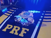 Em Floriano, dois homens são presos pela PRF por transportarem drogas na BR 230