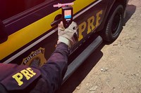 Motorista embriagado e transitando sem capacete é preso pela PRF em Bom Jesus