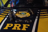 PRF em Picos prende indivíduo com revólver com numeração raspada