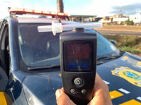 Em menos de 6h PRF prende dois homens por embriaguez ao volante na BR 135