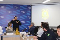 PRF participa de reunião de grupo de trabalho para o enfrentamento ao roubo de cargas no RJ