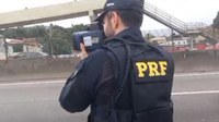 PRF realiza 'Operação Velocidade Máxima' para redução da letalidade nos acidentes de trânsito no RJ