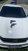 PRF apreende armas, munições e celulares em carro roubado que transitava na rodovia Rio-Santos