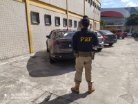 Suspeito de receptação é preso na Rodovia Presidente Dutra