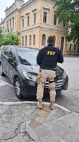Em Niterói, PRF recupera veículo roubado na Zona Oeste do Rio