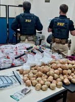 PRF apreende mais de 10 quilos de cocaína e lança-perfume em Niterói