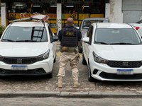 PRF recupera veículo na Rodovia Presidente Dutra (BR -116)
