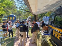 PRF promove campanha educativa para a preservação ambiental