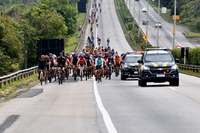 PRF e ciclistas celebram o 'Dia Mundial sem Carro' no RJ