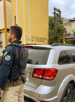 Na Costa Verde, PRF recupera veículo
