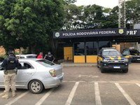 PRF realiza operação contra transporte remunerado irregular de passageiros