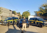 Automóvel roubado é recuperado em Casimiro de Abreu