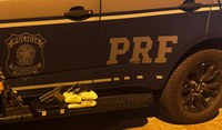 PRF apreende armas de fogo e drogas em Casimiro de Abreu