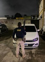 PRF recupera automóvel roubado em São João de Meriti