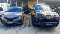 PRF recupera carro roubado no Rio