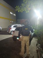 Veículo roubado é recuperado em Nova Iguaçu