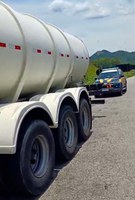 Em Seropédica, PRF apreende veículo adulterado