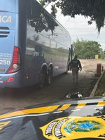 PRF intensifica fiscalização de ônibus durante a Operação Embarque Legal 2025