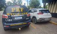 PRF recupera veículo roubado em Resende