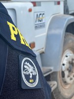 Em Petrópolis, caminhão com placa clonada é apreendido