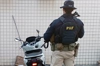 Motocicleta clonada é apreendida na Rodovia Presidente Dutra