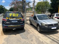 Na Dutra, PRF recupera caminhonete furtada e prende homem por receptação